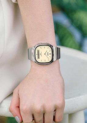 Casio AQ-240E-7A2