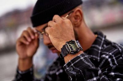 Наручные часы  Casio  G-Shock Casio GD-400GB-1B2 (фото 2)