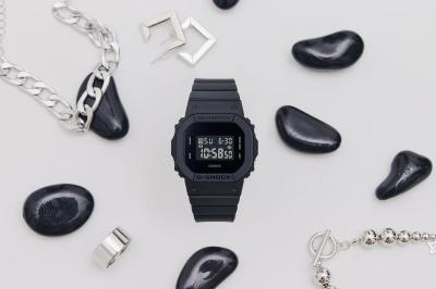 Наручные часы  Casio  G-Shock Casio GMD-S5610BB-1E (фото 2)