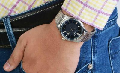 Наручные часы  Citizen  Quartz Citizen BI1050-56L (фото 5)