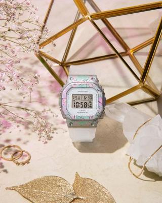Наручные часы  Casio  G-Shock Casio GM-S5640GEM-7E (фото 3)