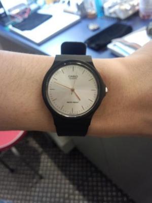 Наручные часы  Casio  Collection Casio MQ-24-7E2 (фото 3)