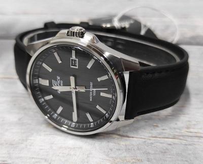 Наручные часы  Casio  Edifice Casio EFV-150L-1A (фото 6)