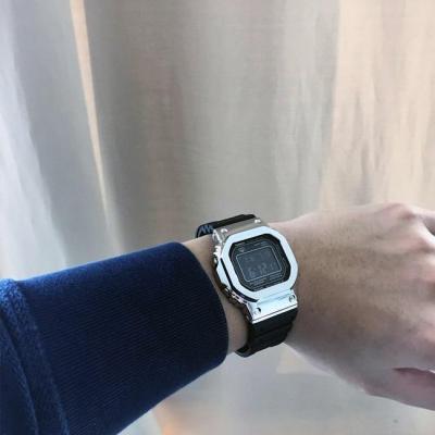 Наручные часы  Casio  G-Shock Casio GMW-B5000-1E (фото 20)