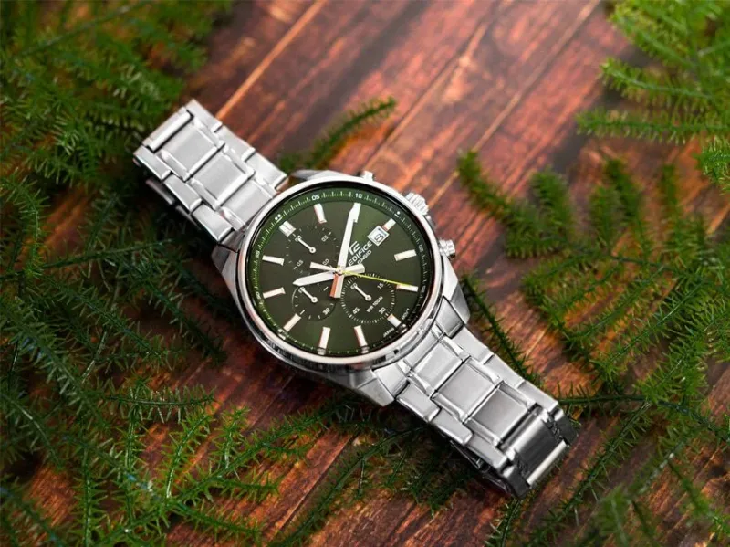 Наручные часы  Casio  Edifice Casio EFV-610D-3C (фото 2)