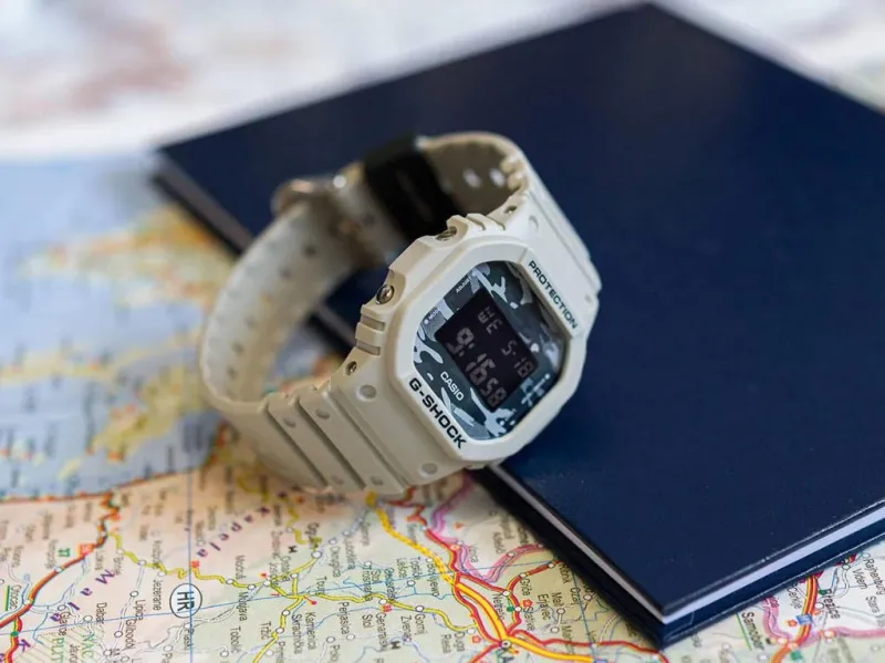 Наручные часы  Casio  G-Shock Casio DW-5600CA-8E (фото 6)