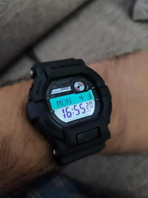 Наручные часы  Casio  G-Shock Casio GD-350-8E (фото 3)