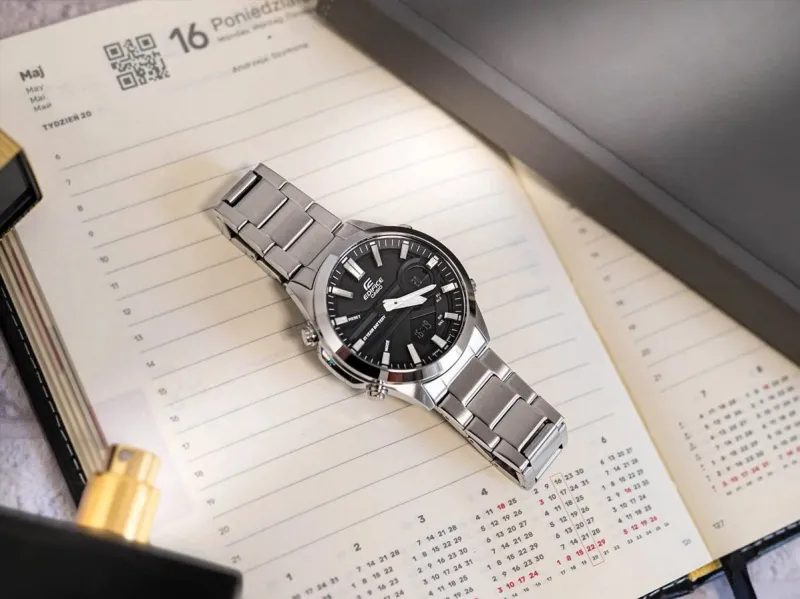 Наручные часы  Casio  Edifice Casio EFV-C120D-1A (фото 3)