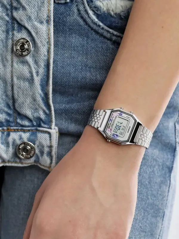 Casio LA-680WA-4C