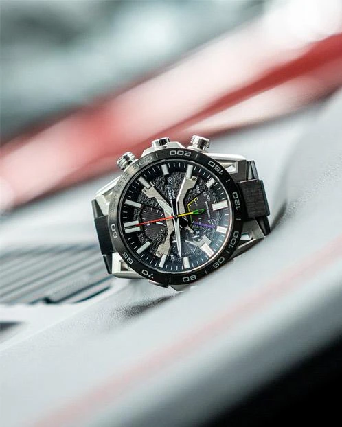 Наручные часы  Casio  Edifice Casio EQB-2000DC-1A (фото 11)