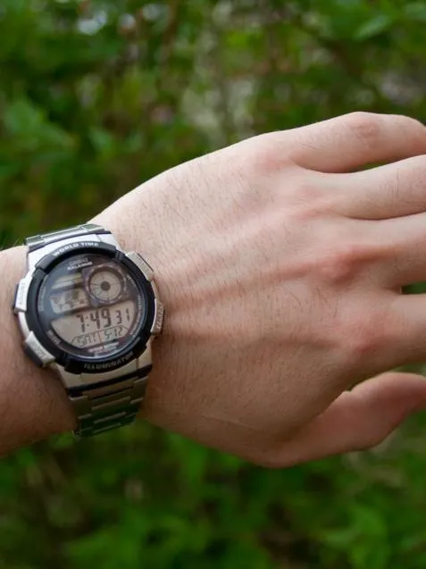 Наручные часы  Casio  Collection Casio AE-1000WD-1A (фото 6)