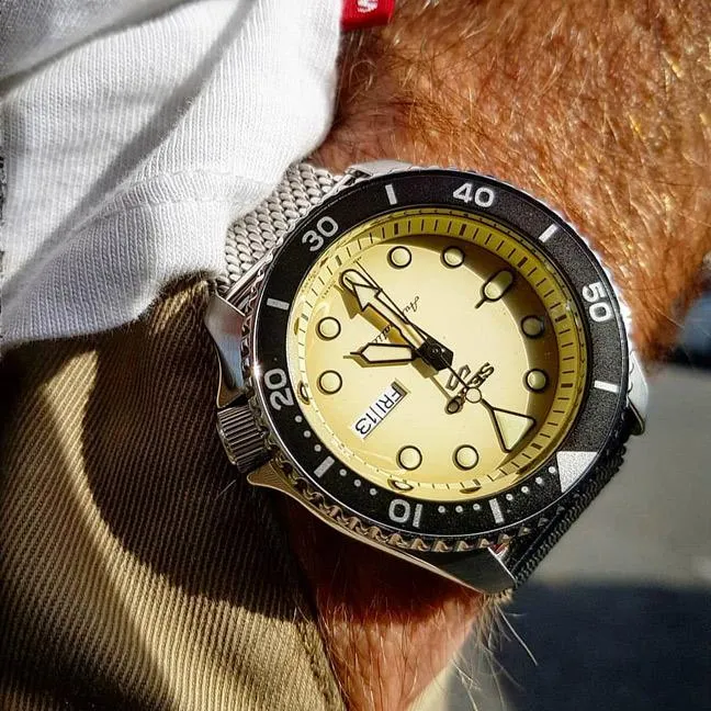 Наручные часы  Seiko  Seiko 5 Sports Seiko SRPD67K1 (фото 8)