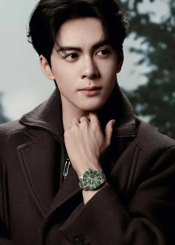 Наручные часы  Emporio Armani  World Explorer Emporio Armani AR11698 (фото 2)