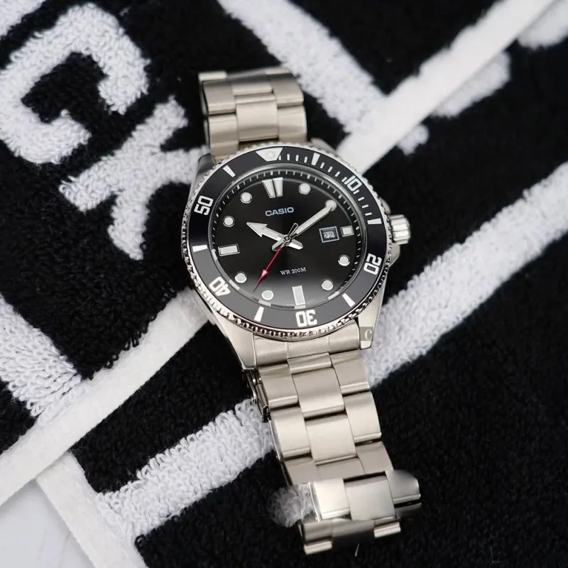 Наручные часы  Casio  Collection Casio MDV-107D-1A1 (фото 5)