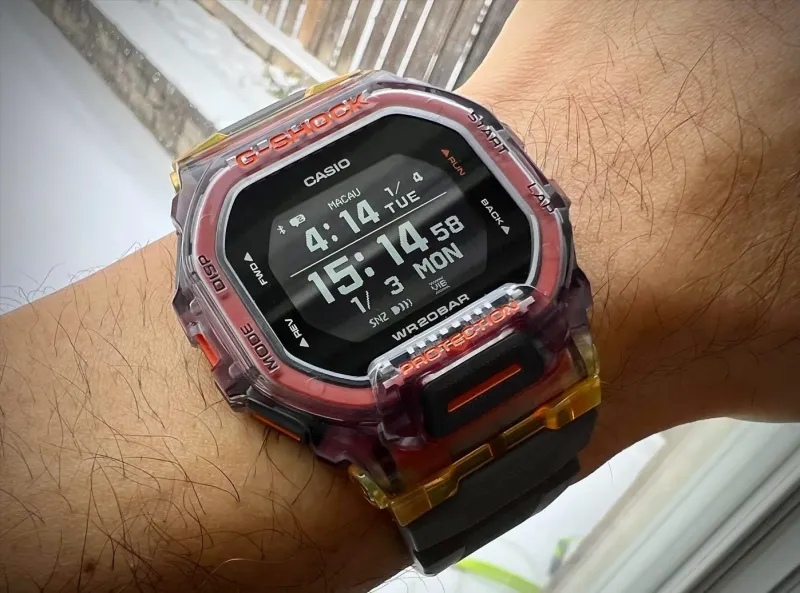 Наручные часы  Casio  G-Shock Casio GBD-200SM-1A5 (фото 2)