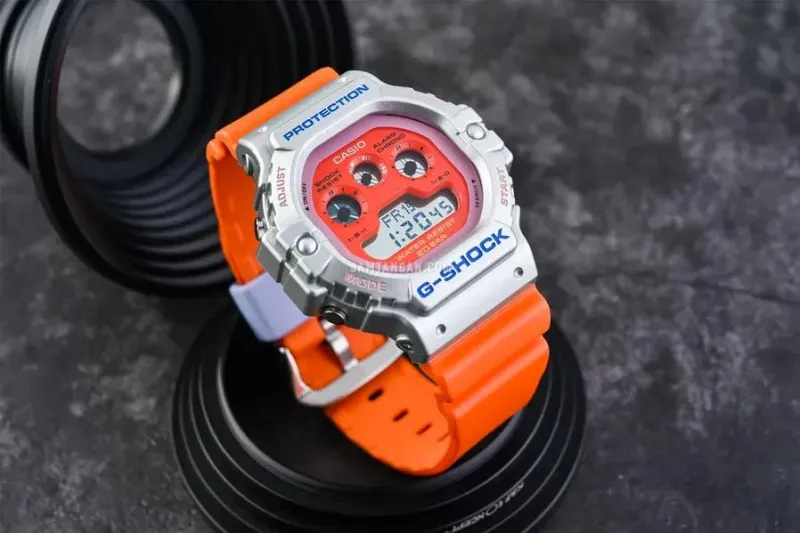 Наручные часы  Casio  G-Shock Casio DW-5900EU-8A4 (фото 6)