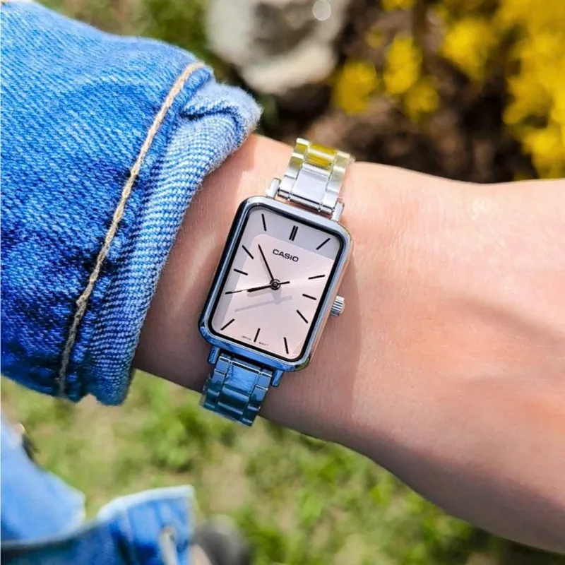 Наручные часы  Casio  Collection Casio LTP-V009D-4E (фото 6)