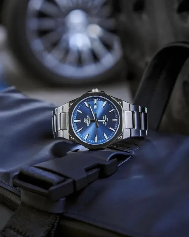 Наручные часы  Casio  Edifice Casio EFR-S108D-2A (фото 2)