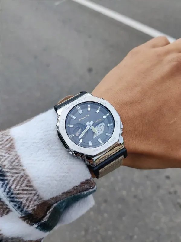 Наручные часы  Casio  G-Shock Casio GM-2100C-5A (фото 2)