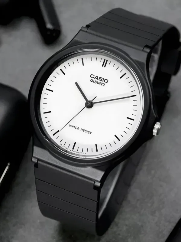 Наручные часы  Casio  Collection Casio MQ-24-7E (фото 4)