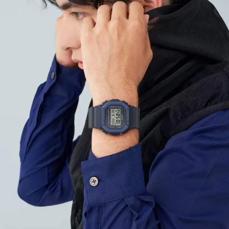 Наручные часы  Casio  G-Shock Casio DW-5600RS-8E (фото 2)