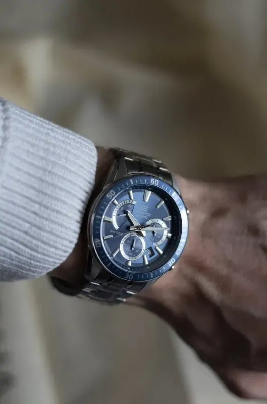 Наручные часы  Casio  Edifice Casio EFR-552D-2A (фото 3)