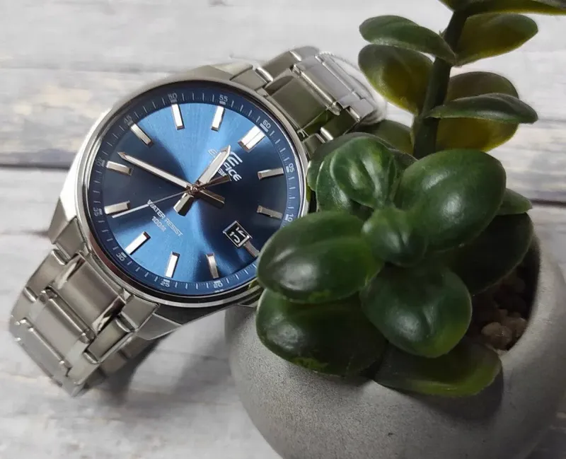 Наручные часы  Casio  Edifice Casio EFV-150D-2A (фото 7)