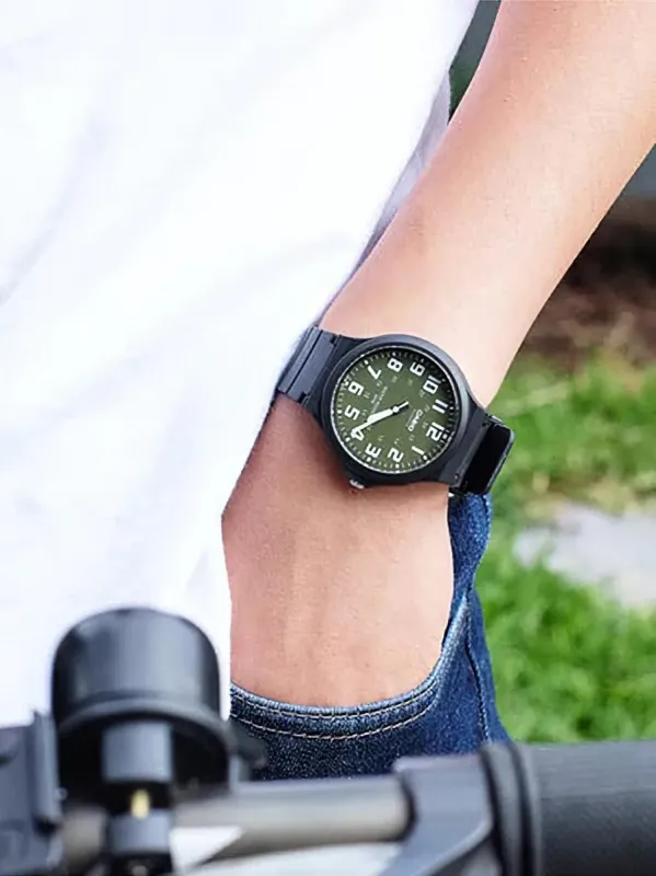 Наручные часы  Casio  Collection Casio MW-240-3B (фото 6)