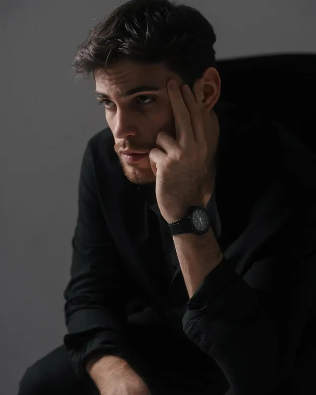 Наручные часы  Casio  Edifice Casio EFV-640DC-1A (фото 5)