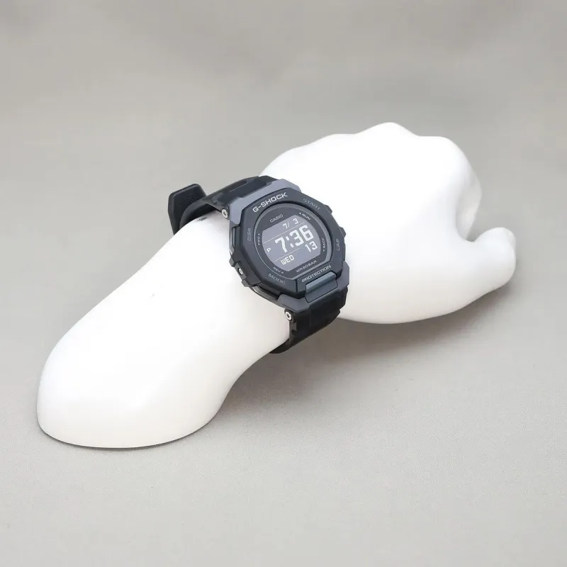 Наручные часы  Casio  G-Shock Casio GBD-300-1E (фото 1)