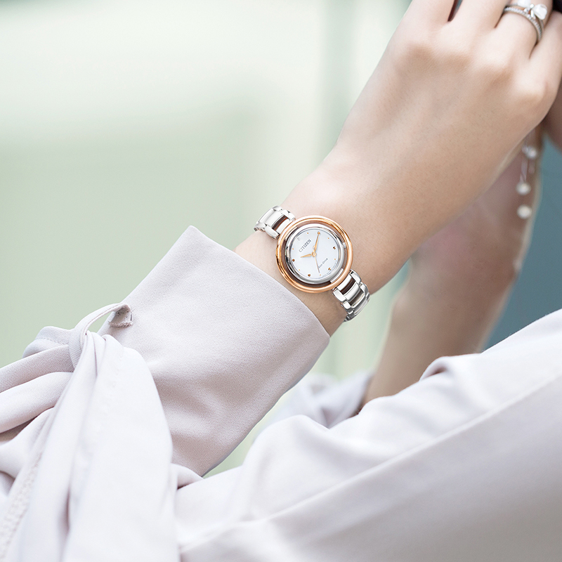 Наручные часы  Citizen  Eco Drive Citizen EM0668-83A (фото 4)