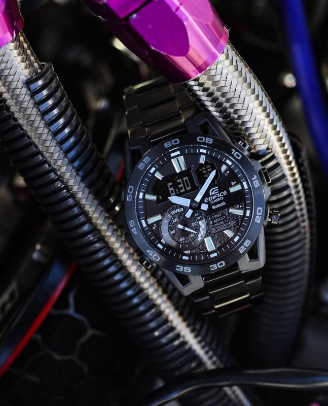 Наручные часы  Casio  Edifice Casio ECB-40BK-1A (фото 3)