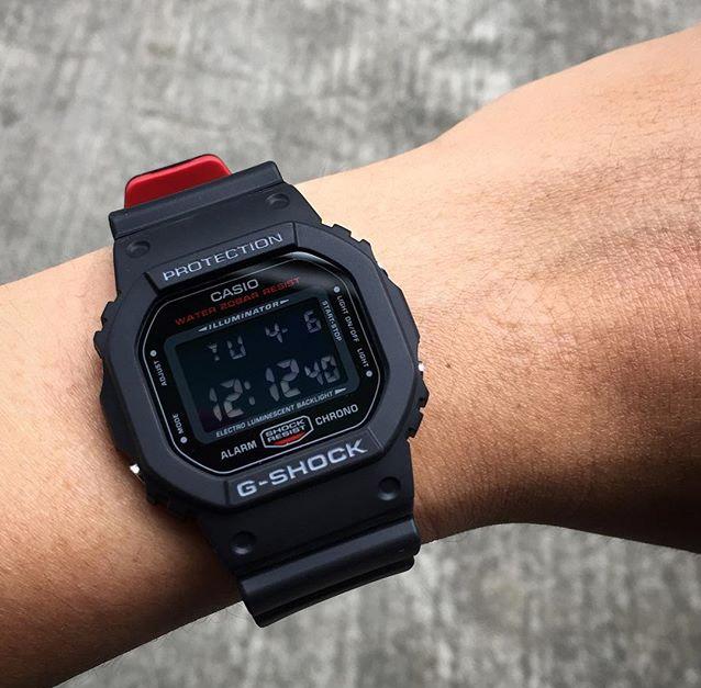 Наручные часы  Casio  G-Shock Casio DW-5600HR-1E (фото 6)