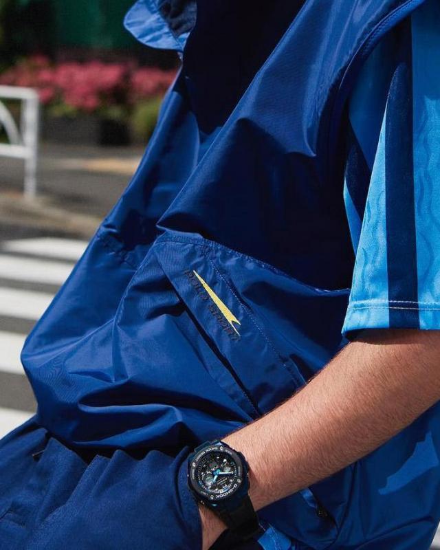 Наручные часы  Casio  G-Shock Casio GST-W300G-1A2 (фото 6)