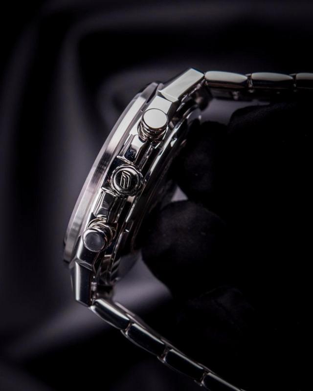 Наручные часы  Casio  Edifice Casio EFV-600D-2A (фото 5)