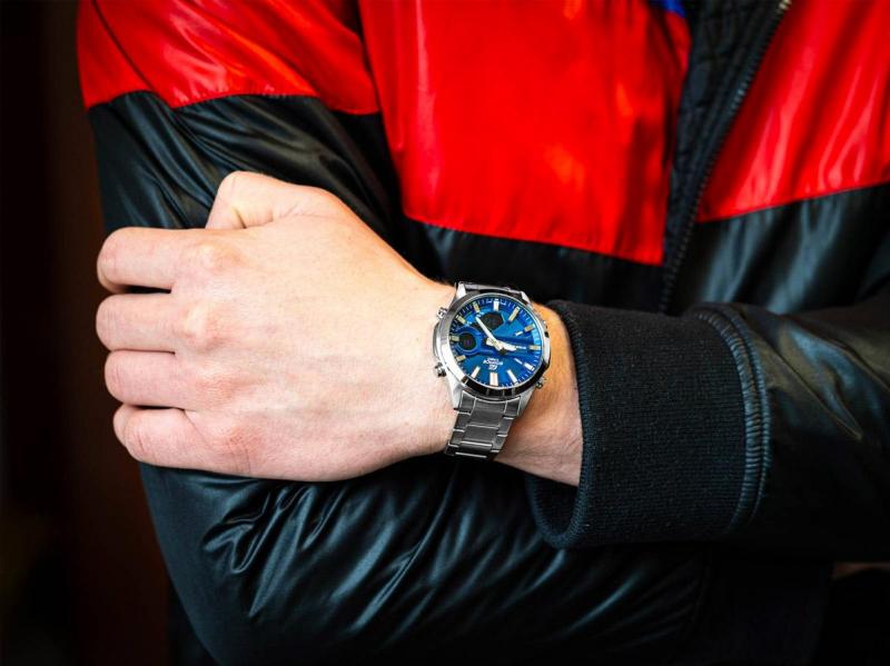 Наручные часы  Casio  Edifice Casio EFV-C120D-2A (фото 3)