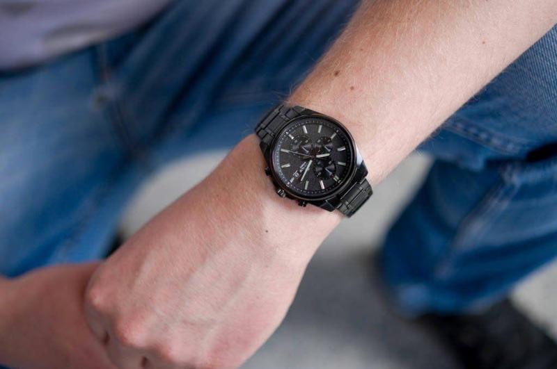 Наручные часы  Casio  Edifice Casio EFV-610DC-1A (фото 7)