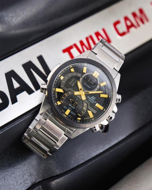 Наручные часы  Casio  Edifice Casio ECB-30DB-1A9 (фото 3)