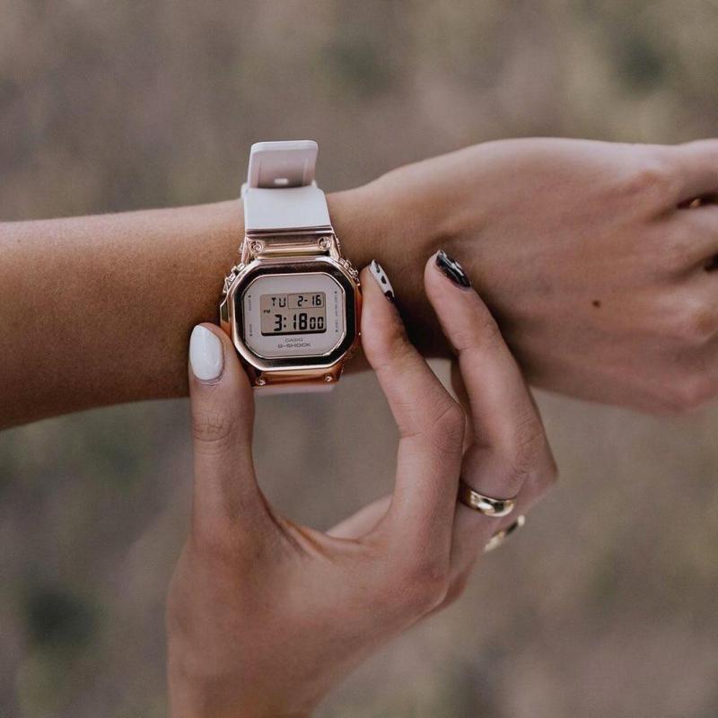 Наручные часы  Casio  G-Shock Casio GM-S5600PG-4E (фото 2)