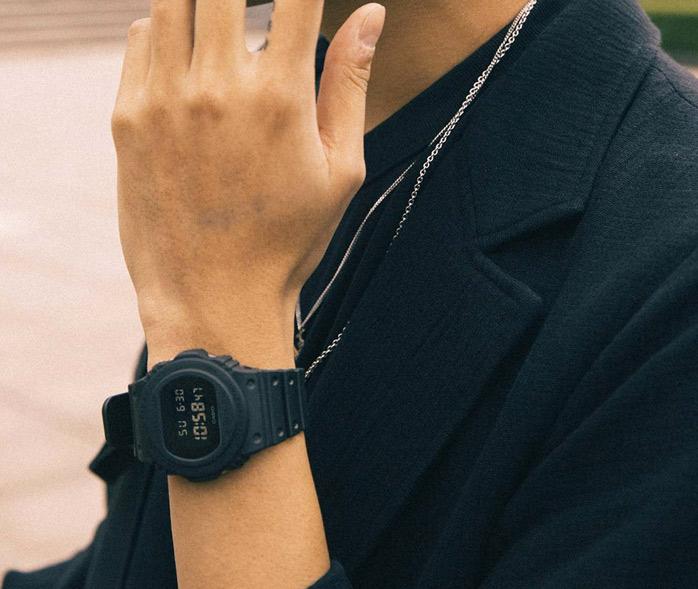 Наручные часы  Casio  G-Shock Casio DW-5750E-1B (фото 4)