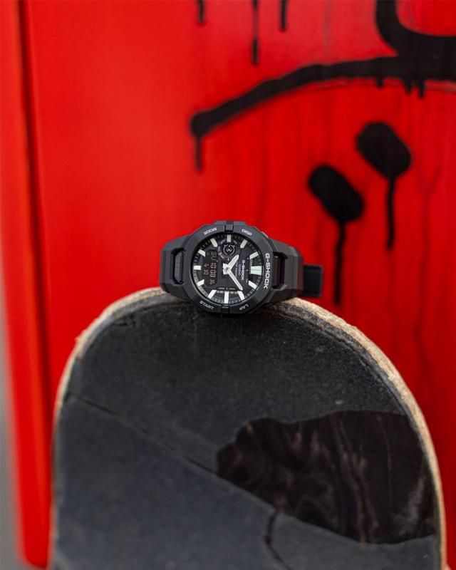 Наручные часы  Casio  G-Shock Casio GBA-950-1A (фото 4)