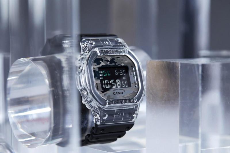 Наручные часы  Casio  G-Shock Casio DW-5600SKC-1E (фото 5)
