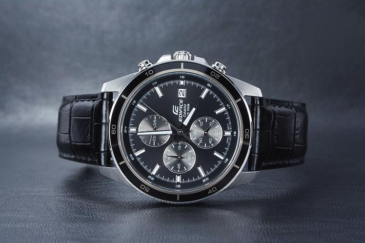 Наручные часы  Casio  Edifice Casio EFR-526L-1A (фото 2)