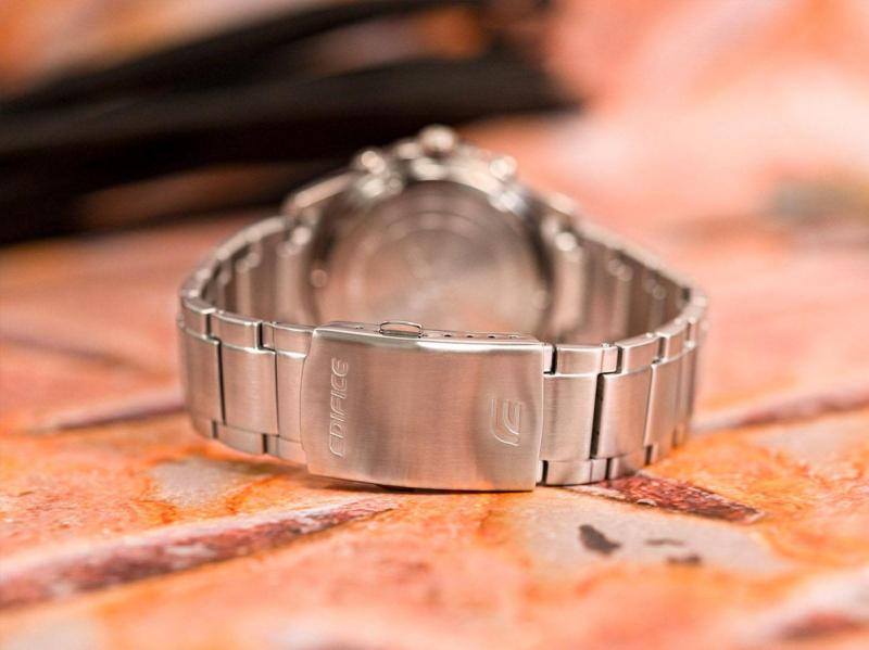 Наручные часы  Casio  Edifice Casio EFR-526D-1A (фото 7)