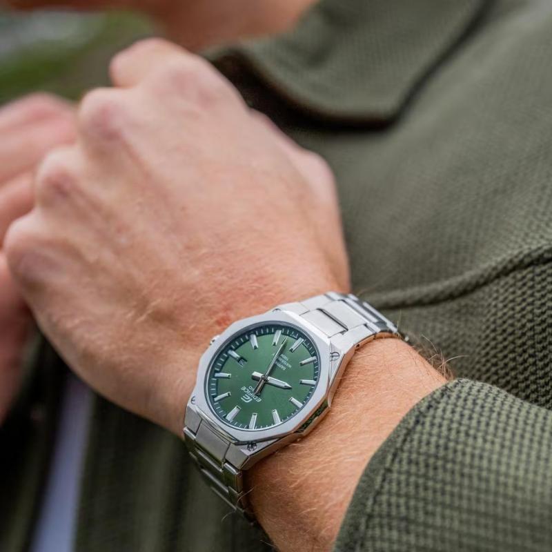 Наручные часы  Casio  Edifice Casio EFR-S108D-3A (фото 2)