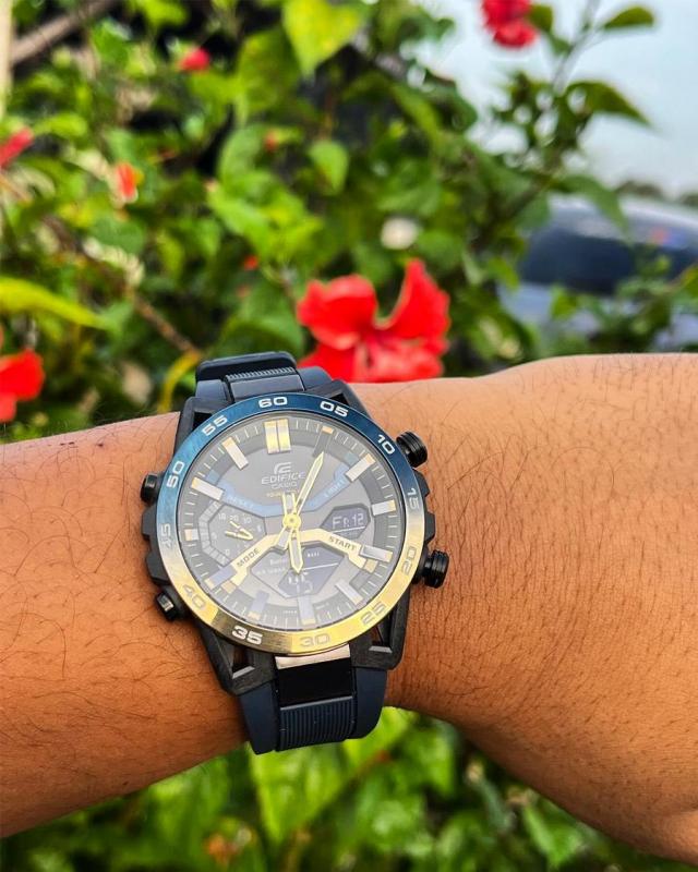 Наручные часы  Casio  Edifice Casio ECB-2000NP-1A (фото 3)