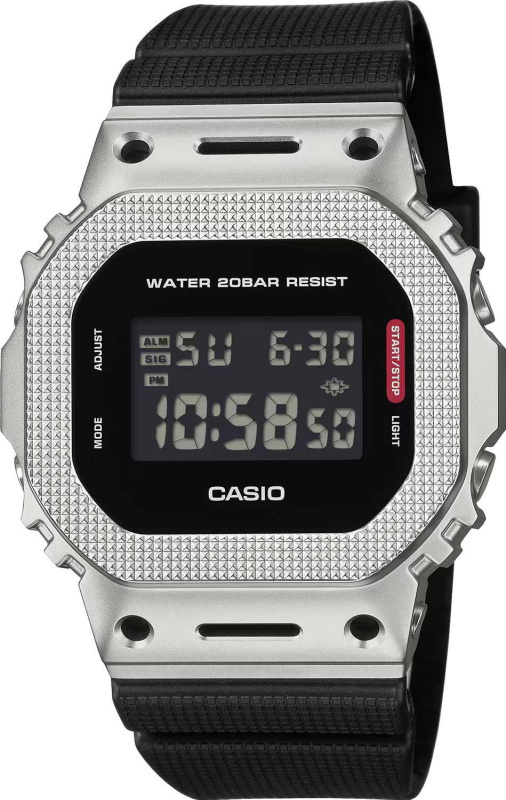 Casio GM-5600M-1