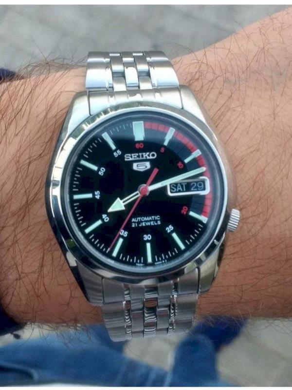 Наручные часы  Seiko  Seiko 5 Seiko SNK375K1 (фото 3)