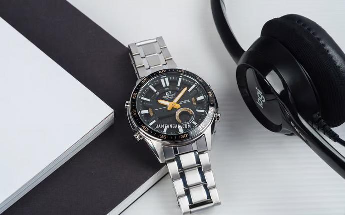 Наручные часы  Casio  Edifice Casio EFV-C100D-1B (фото 3)