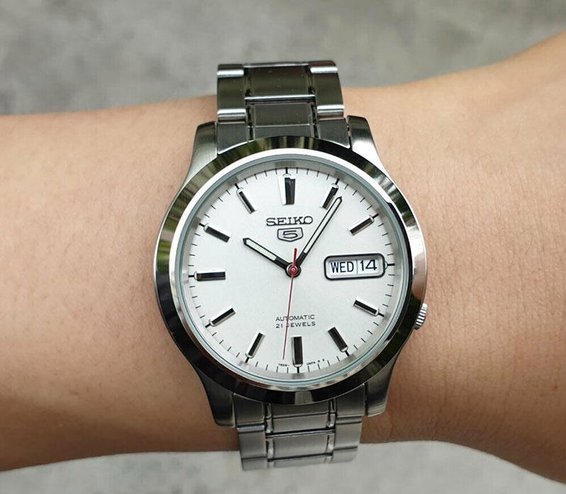 Наручные часы  Seiko  Seiko 5 Seiko SNK789K1 (фото 4)